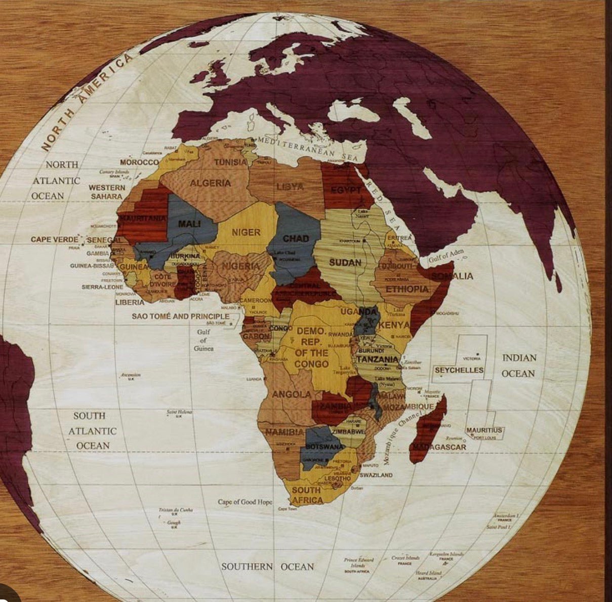 AFRICA WORLD - Musebeautyhouse